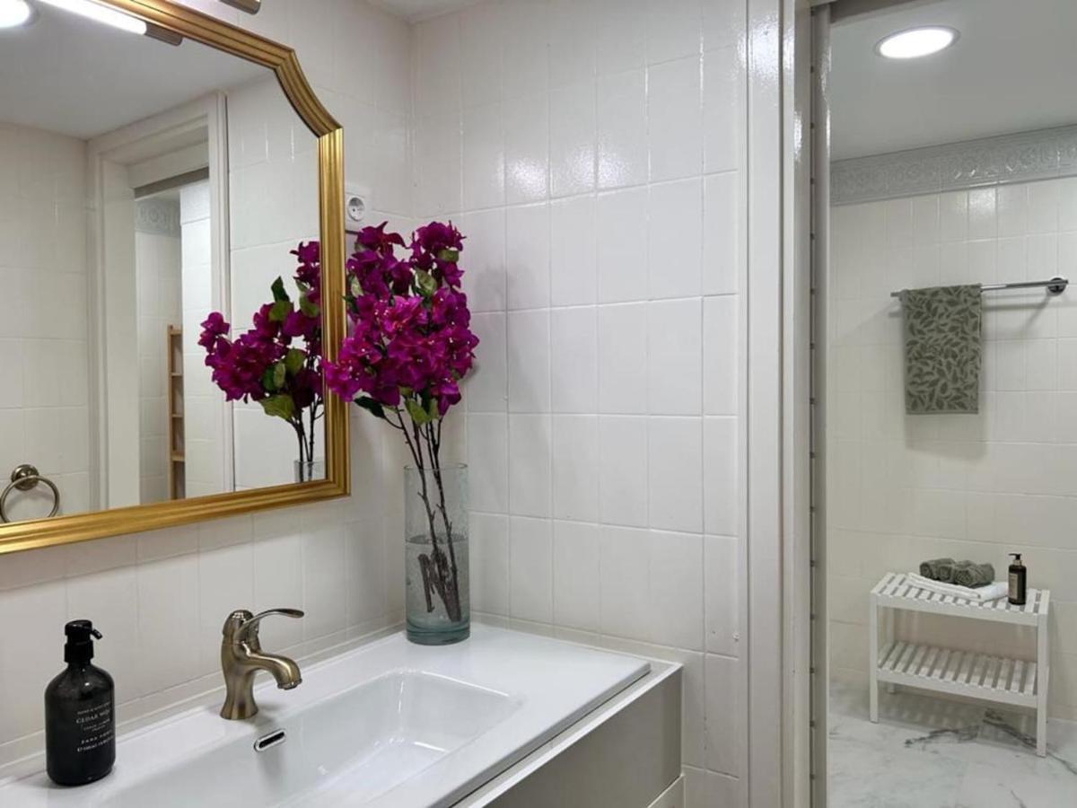 Centrico Apt A Unos Pasos De Gran Via Apartment Madrid Exterior photo